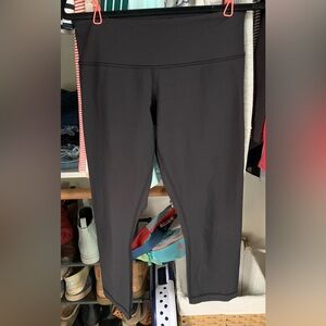 Lululemon Wunder Under Cropped Leggings - Black, Size 6